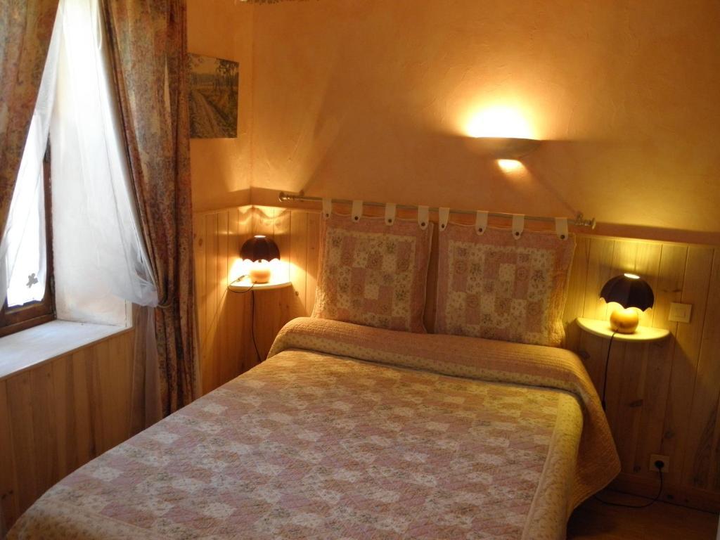 Gite Auberge Les Terres Blanches De Meolans Δωμάτιο φωτογραφία