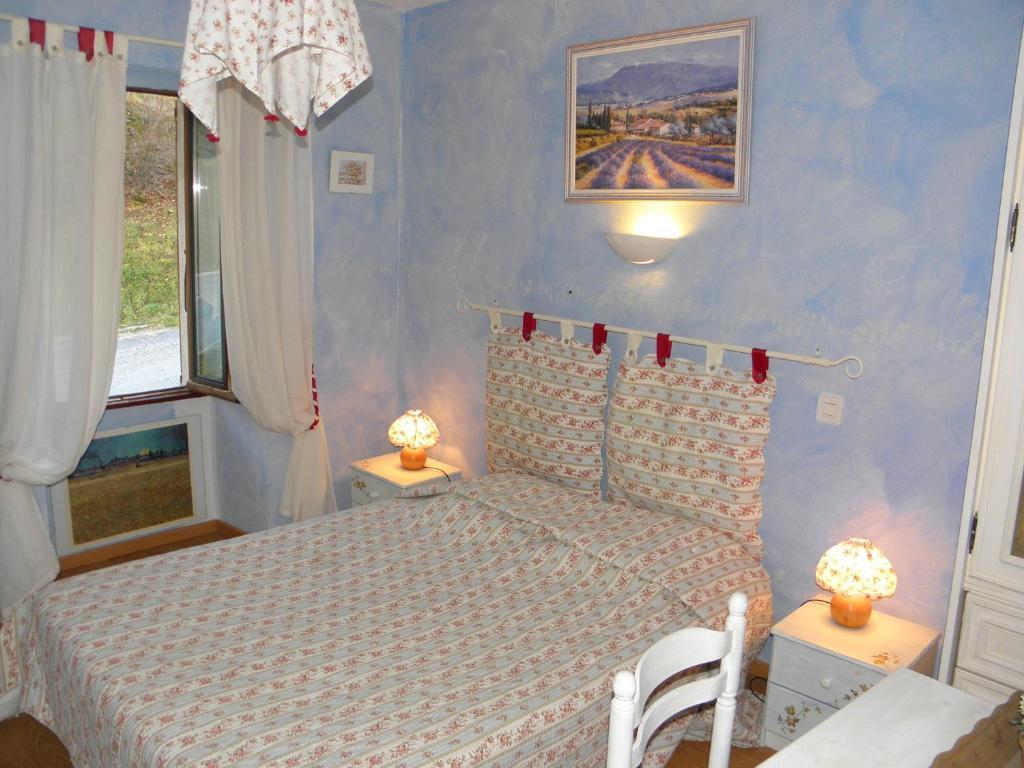 Gite Auberge Les Terres Blanches De Meolans Δωμάτιο φωτογραφία