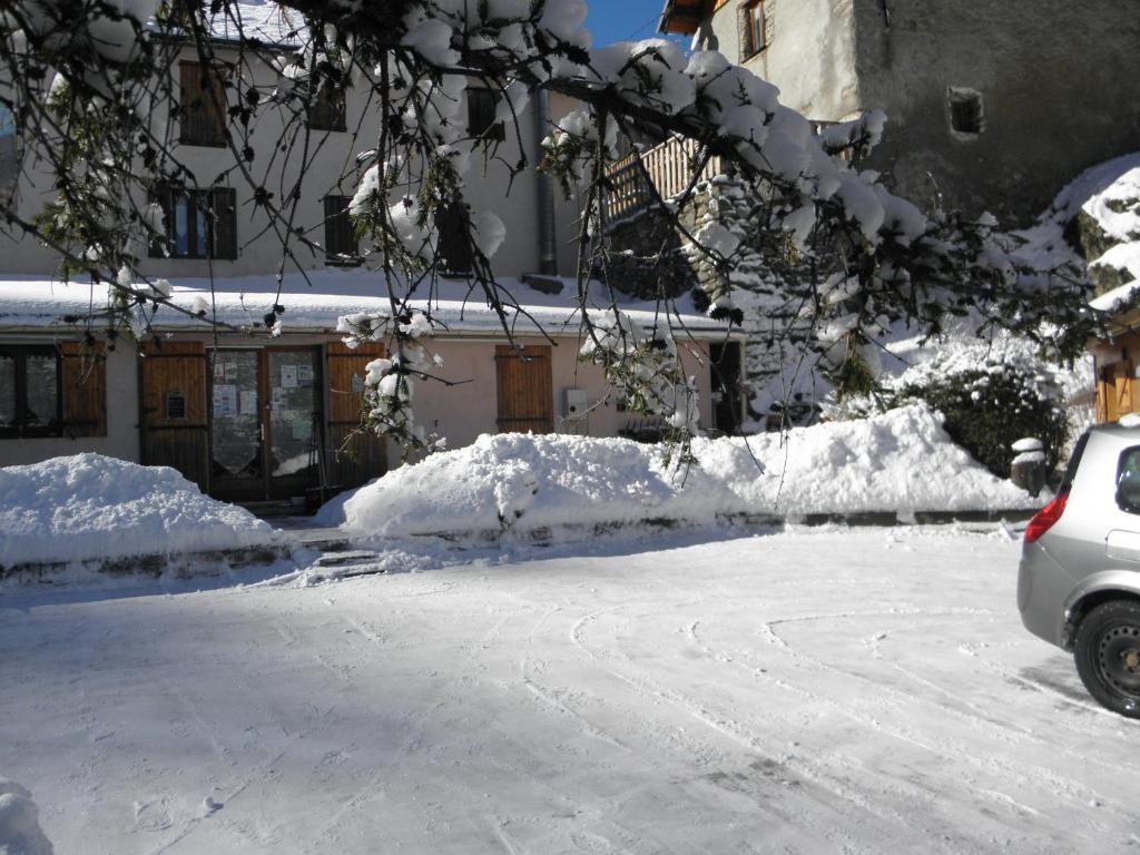 Gite Auberge Les Terres Blanches De Meolans Εξωτερικό φωτογραφία