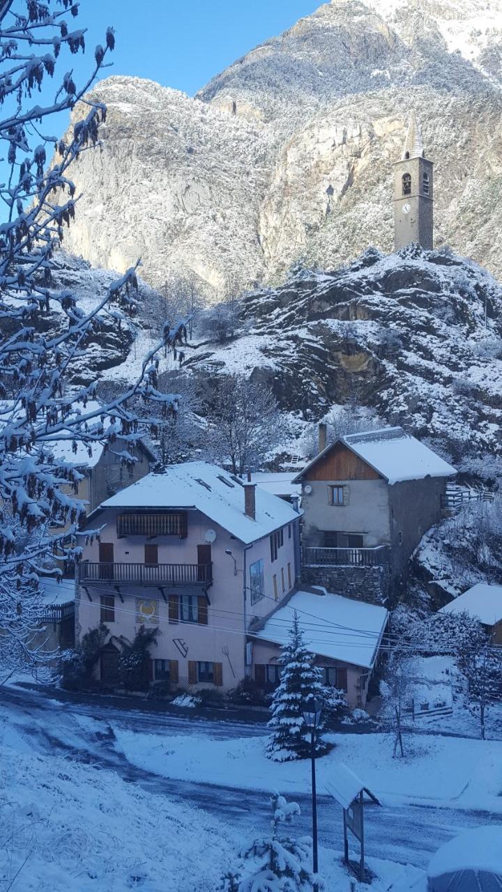 Gite Auberge Les Terres Blanches De Meolans Εξωτερικό φωτογραφία