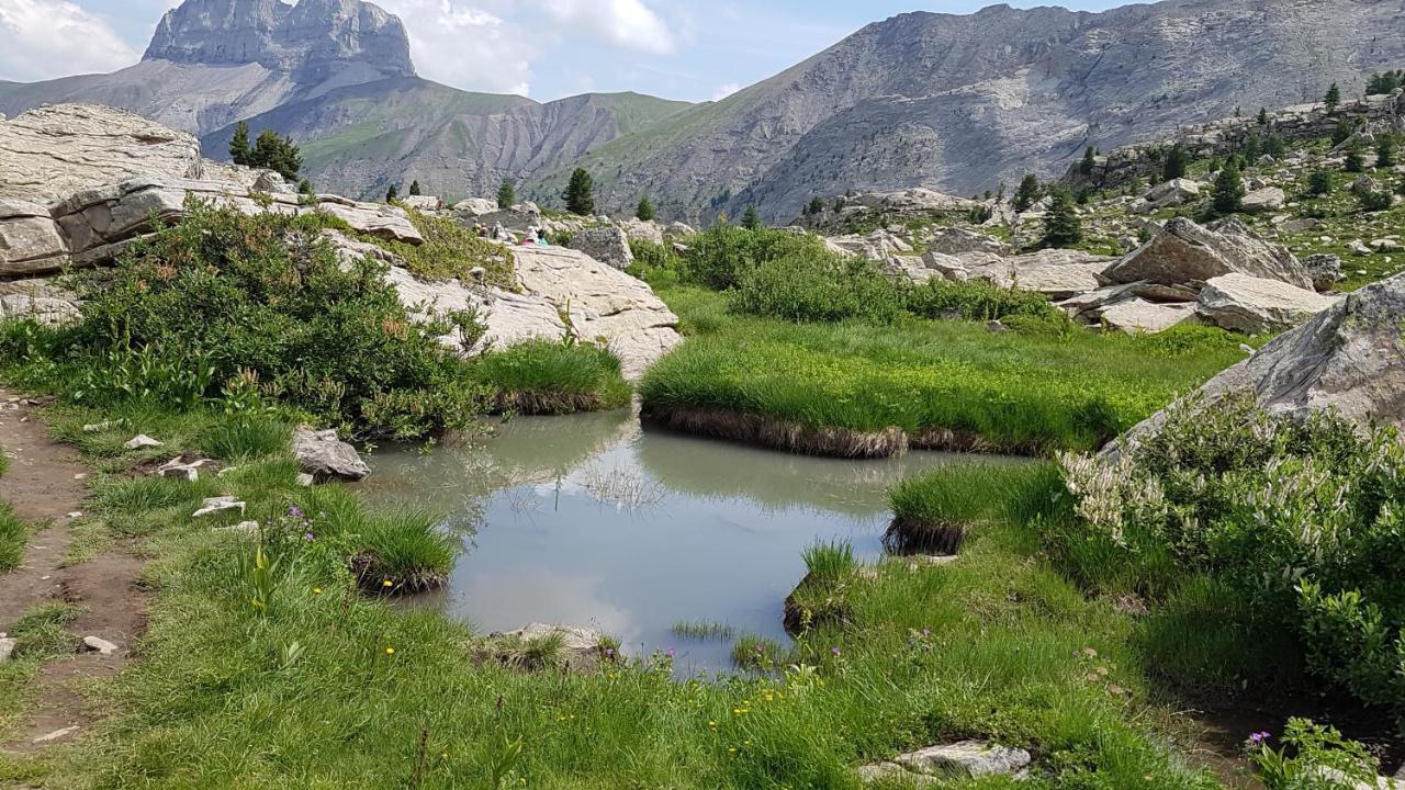 Gite Auberge Les Terres Blanches De Meolans Εξωτερικό φωτογραφία